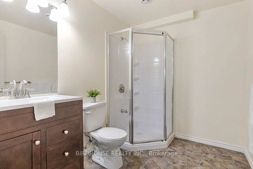 Listing X6043996 - Large Photo # 29