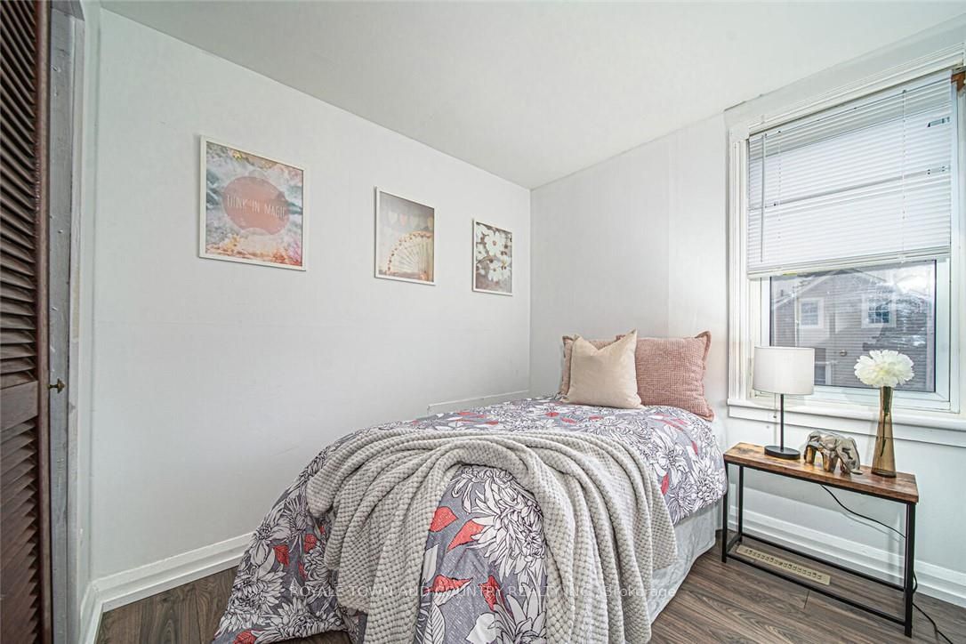 Listing X6044000 - Large Photo # 19