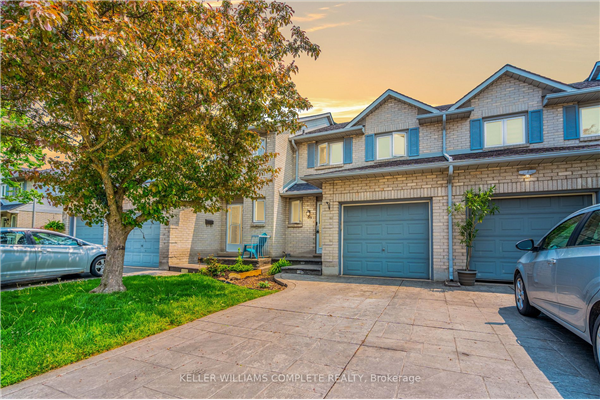 1 Royalwood Crt
