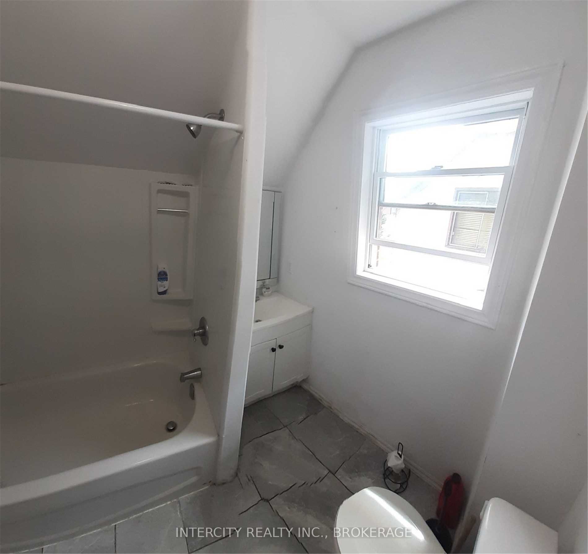 Listing X6044165 - Large Photo # 7