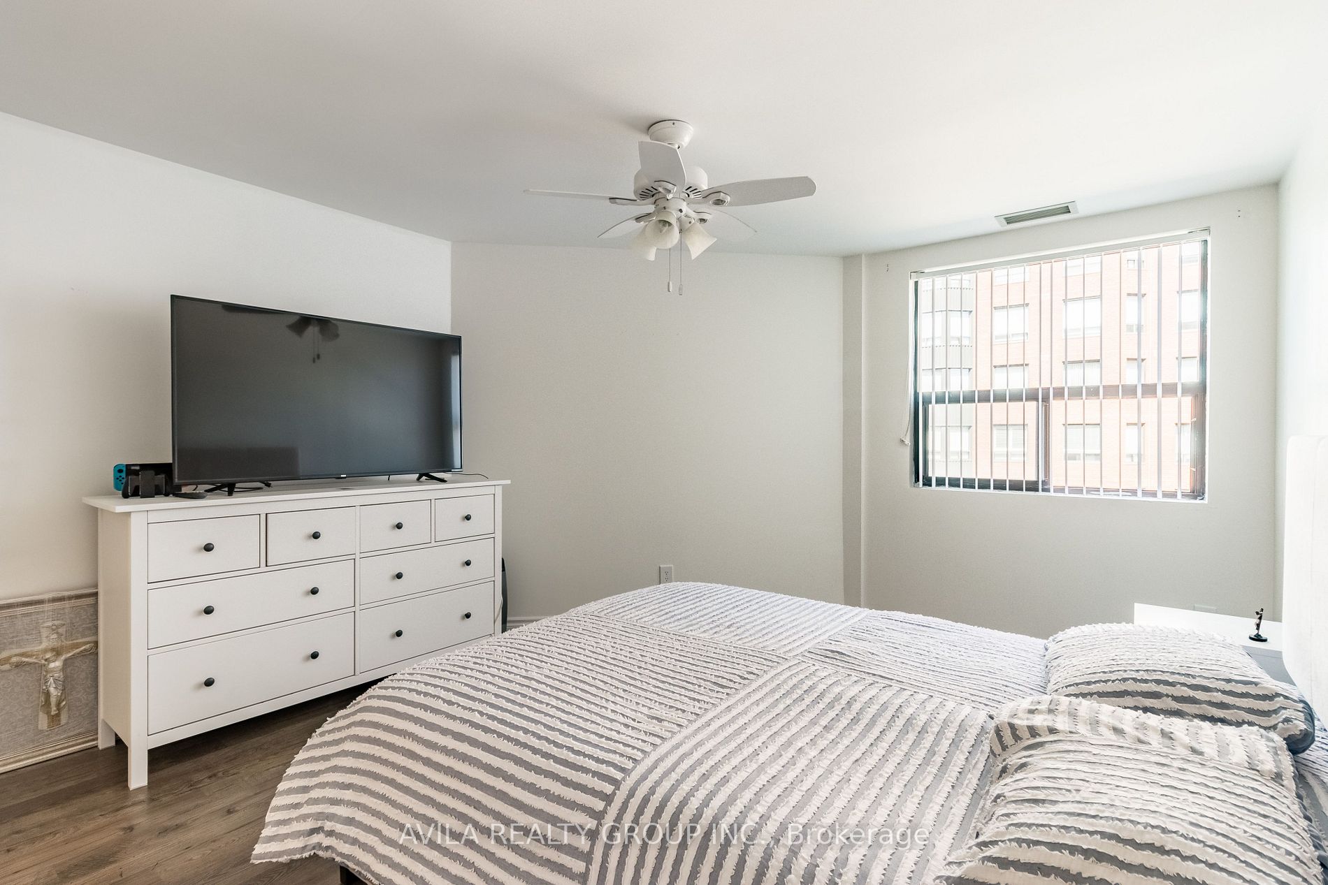 Listing X6044240 - Large Photo # 22