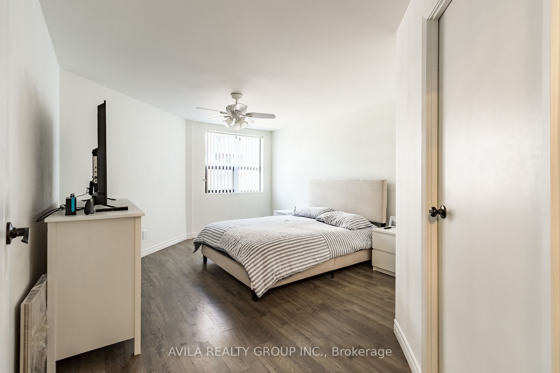 Listing X6044240 - Large Photo # 20