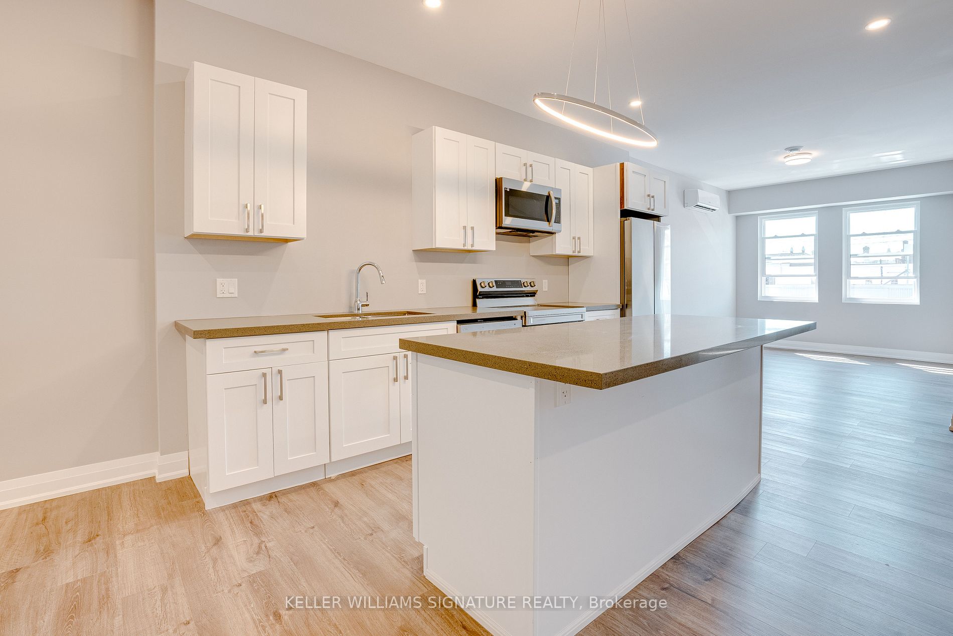 Listing X6044472 - Large Photo # 2