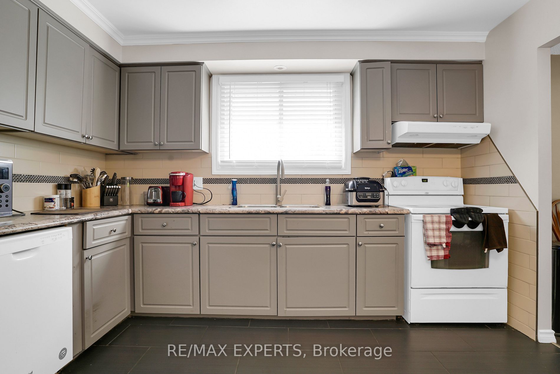 Listing X6044792 - Large Photo # 14