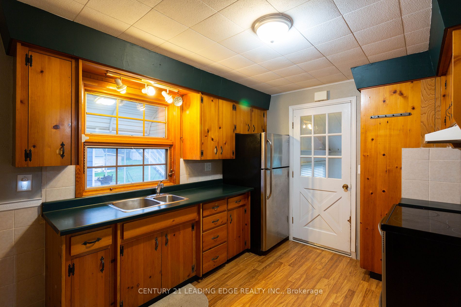 Listing X6045484 - Large Photo # 3