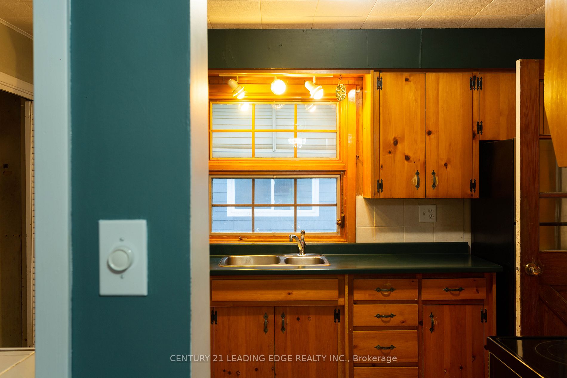 Listing X6045484 - Large Photo # 2