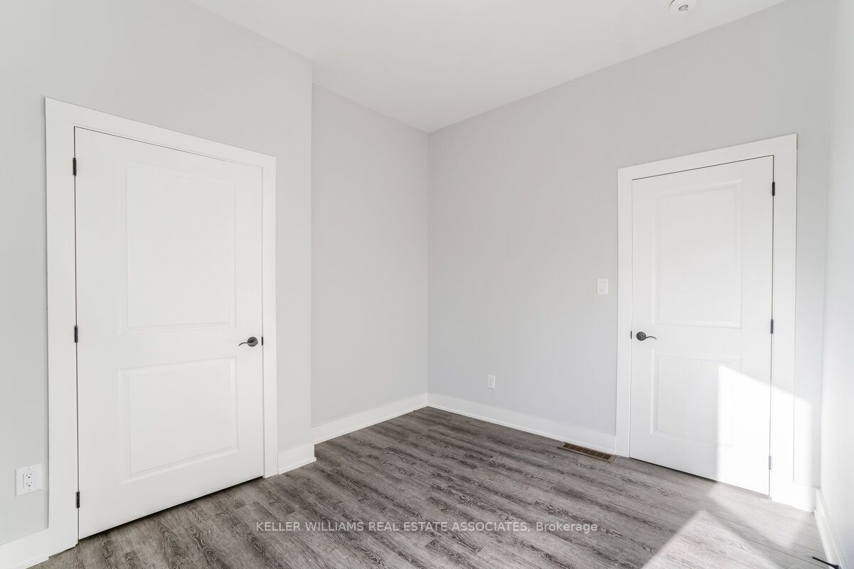 Listing X6046200 - Large Photo # 22
