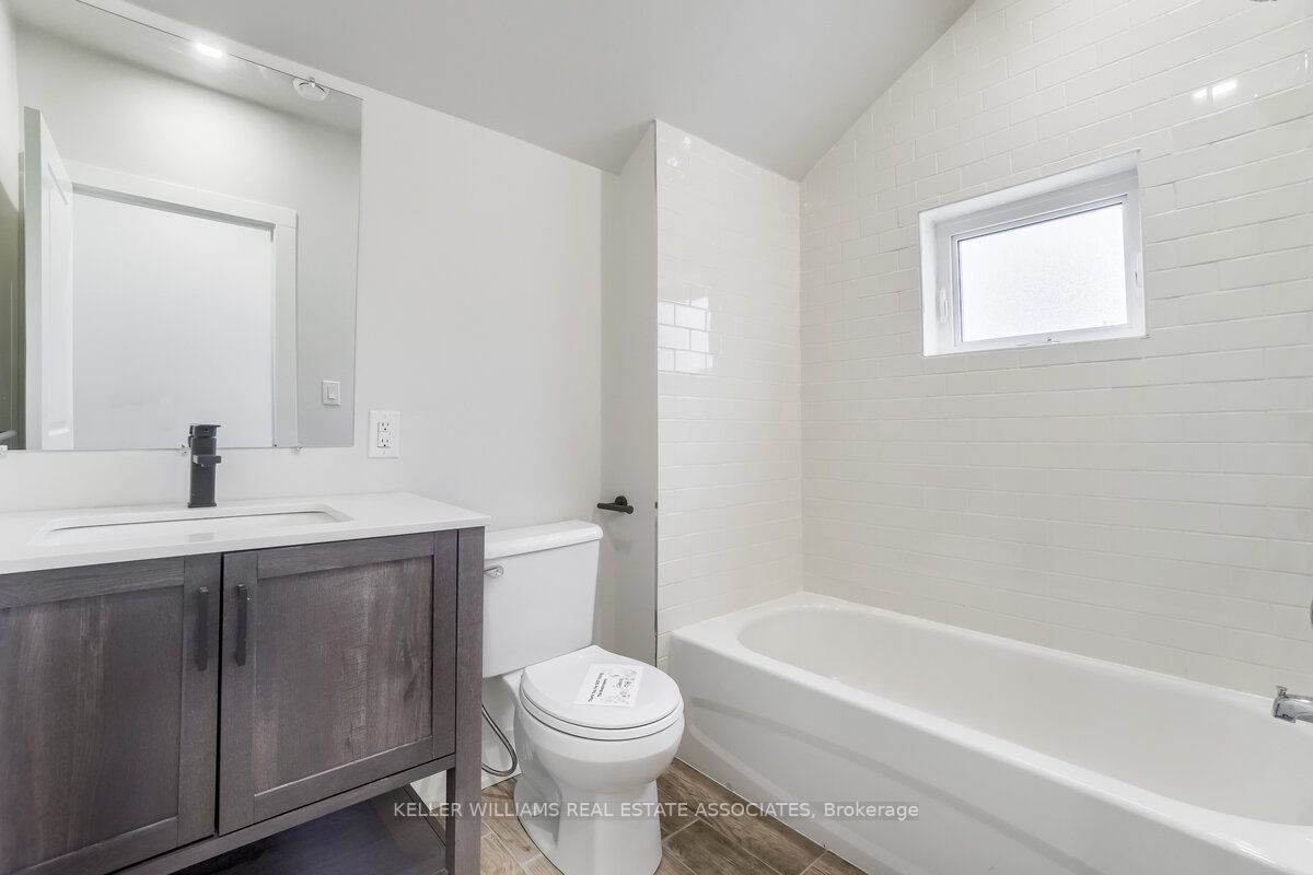 Listing X6046200 - Large Photo # 38