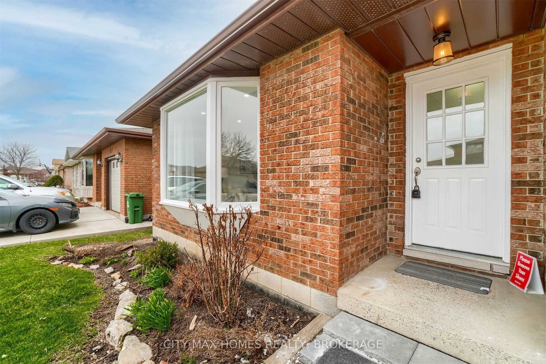 177 Ravenbury Drive