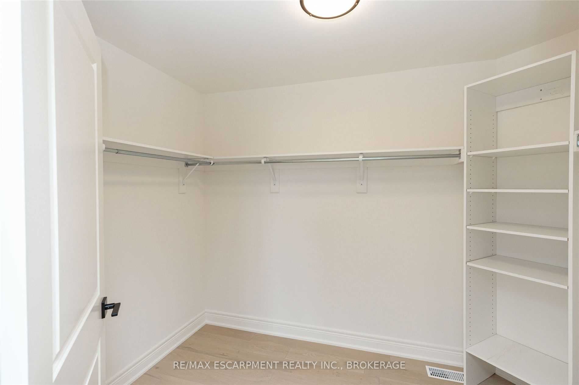 Listing X6046615 - Large Photo # 32