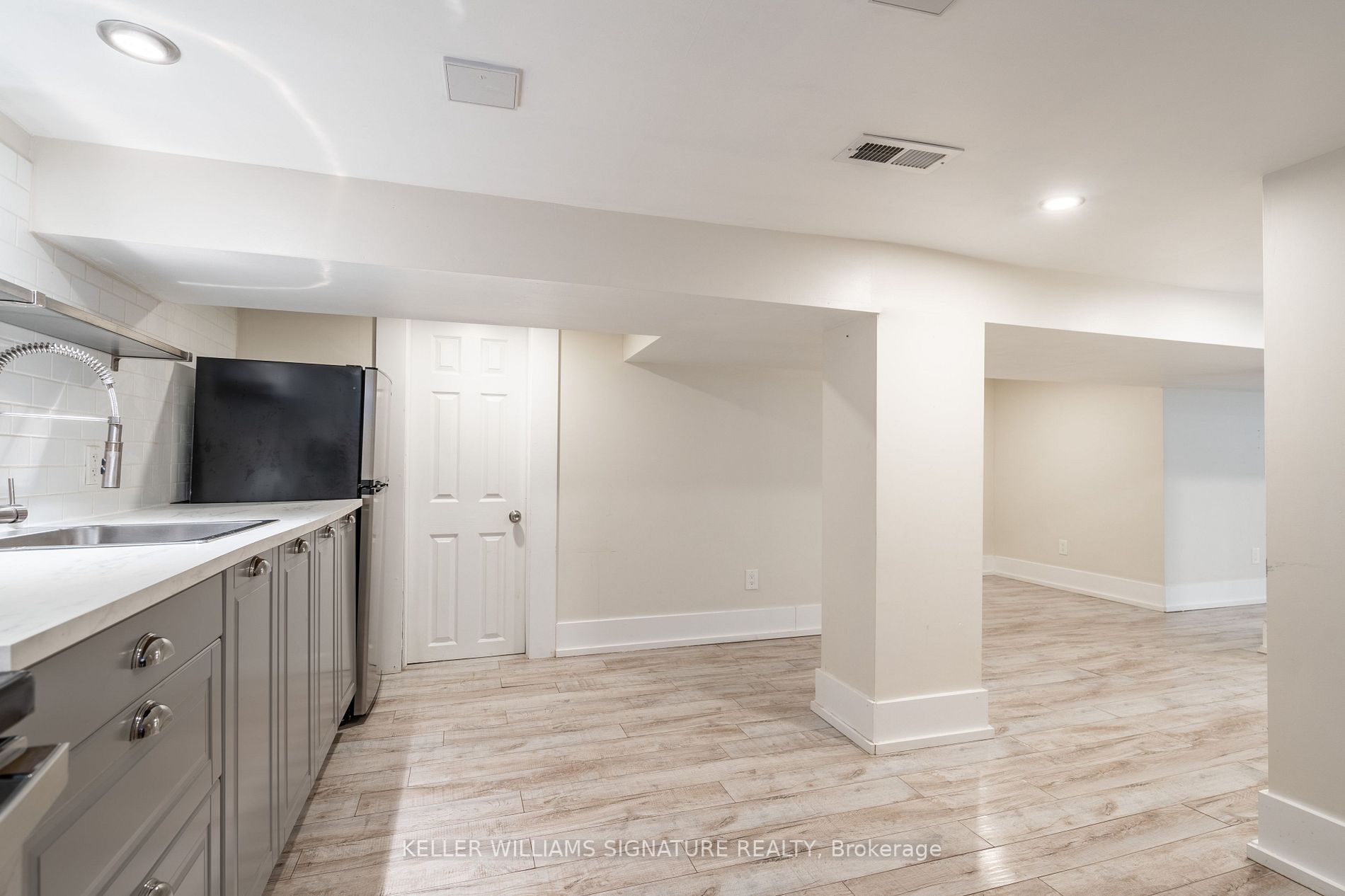 Listing X6046840 - Large Photo # 29