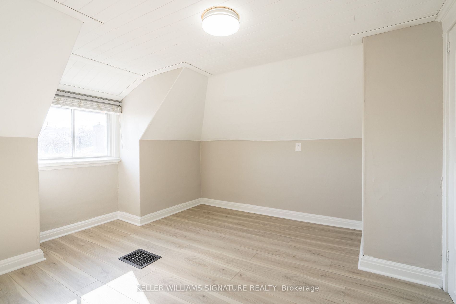 Listing X6046840 - Large Photo # 18