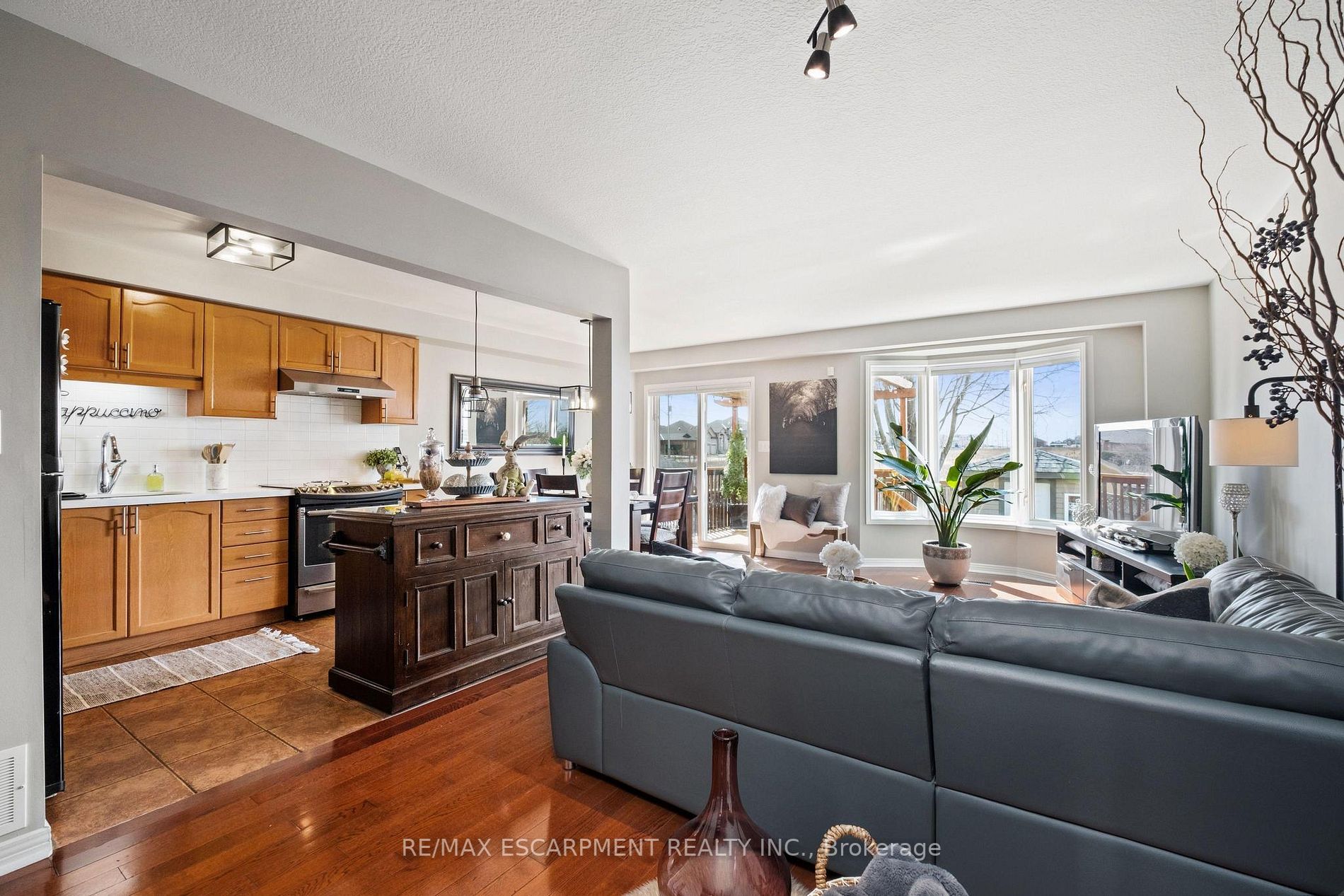 14 Fairhaven Dr
