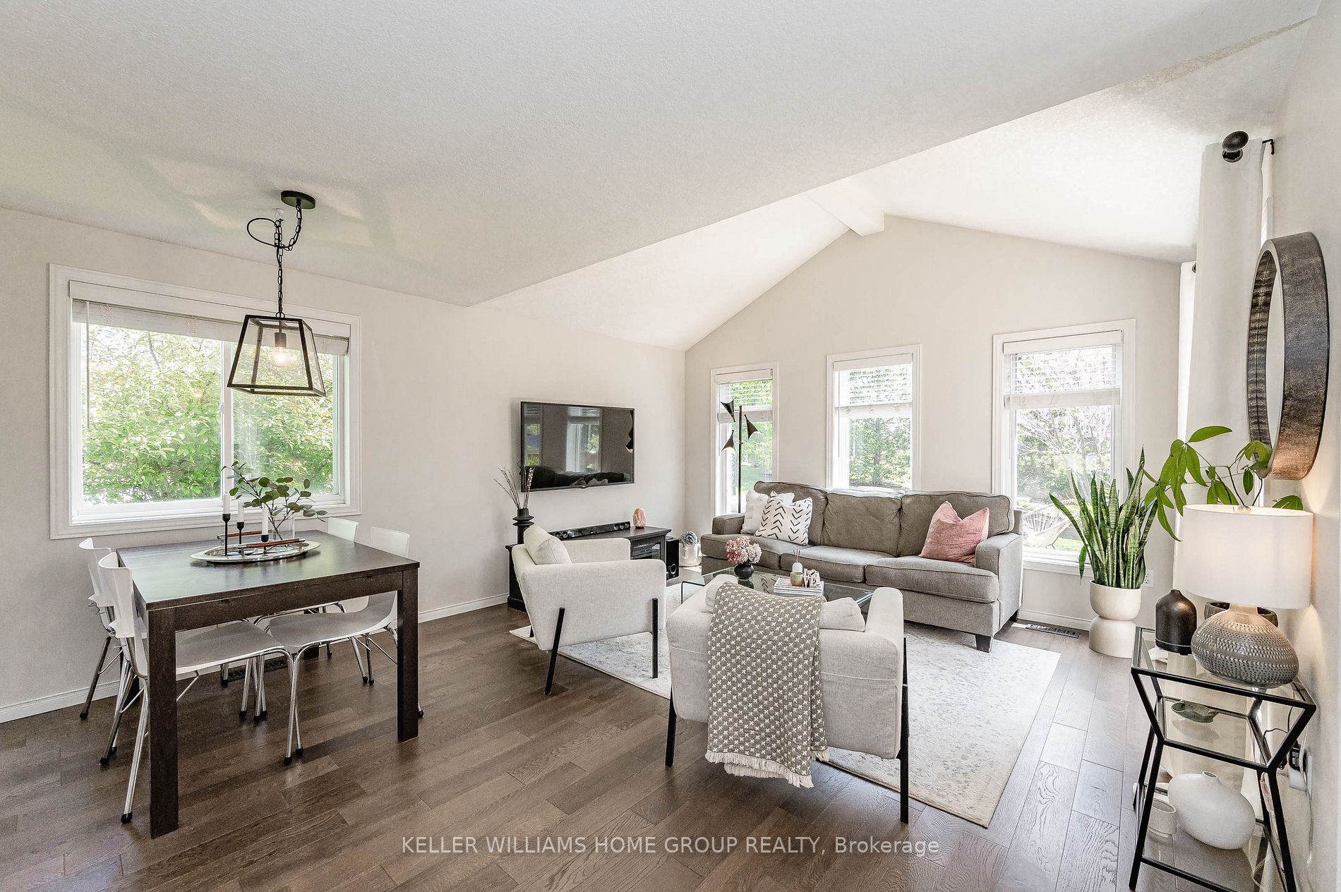 Listing X6046944 - Large Photo # 7