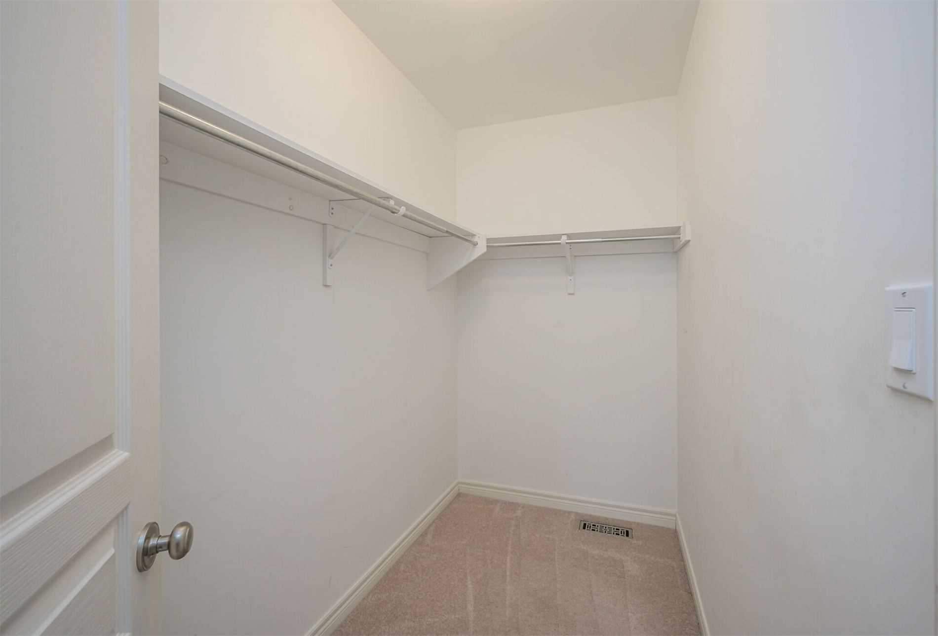 Listing X6046985 - Large Photo # 16