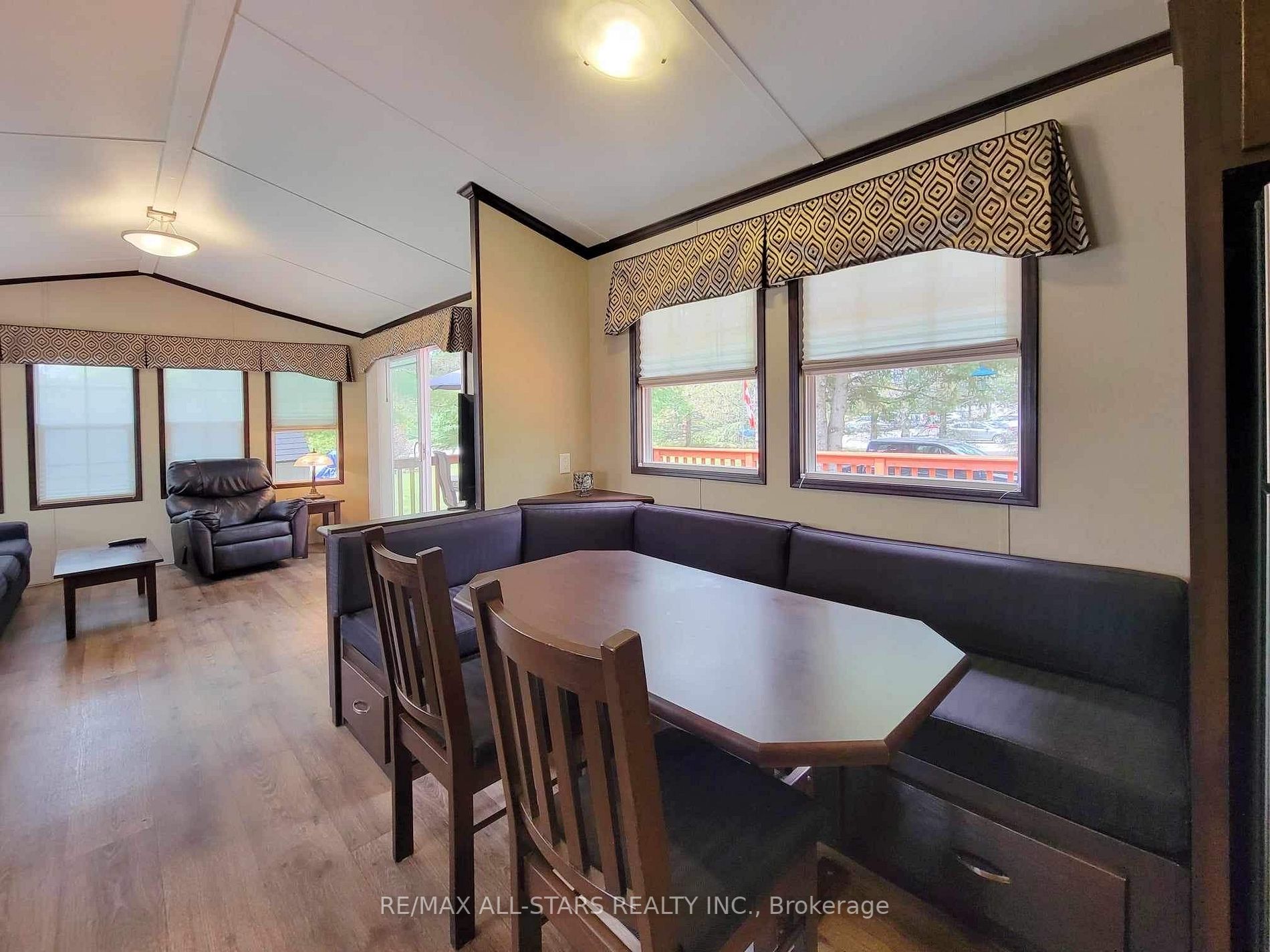 Listing X6047036 - Large Photo # 5
