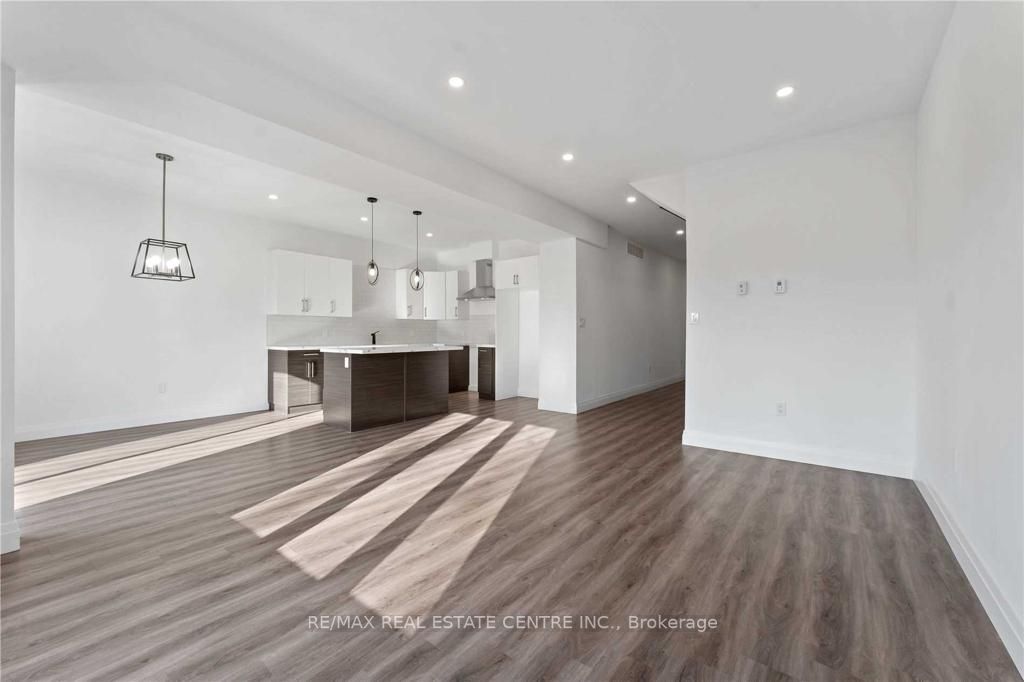 Listing X6047152 - Large Photo # 3
