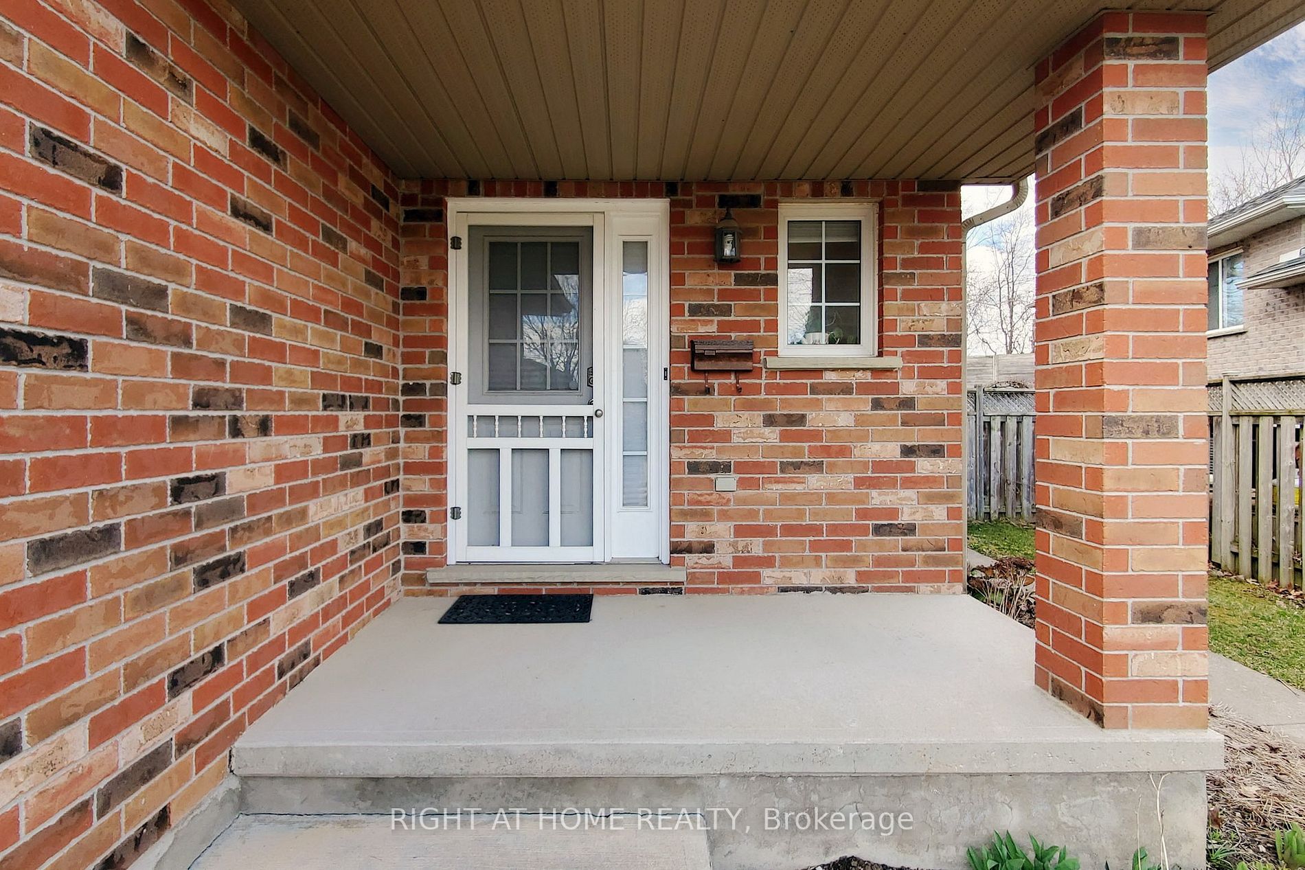 Listing X6047200 - Large Photo # 12