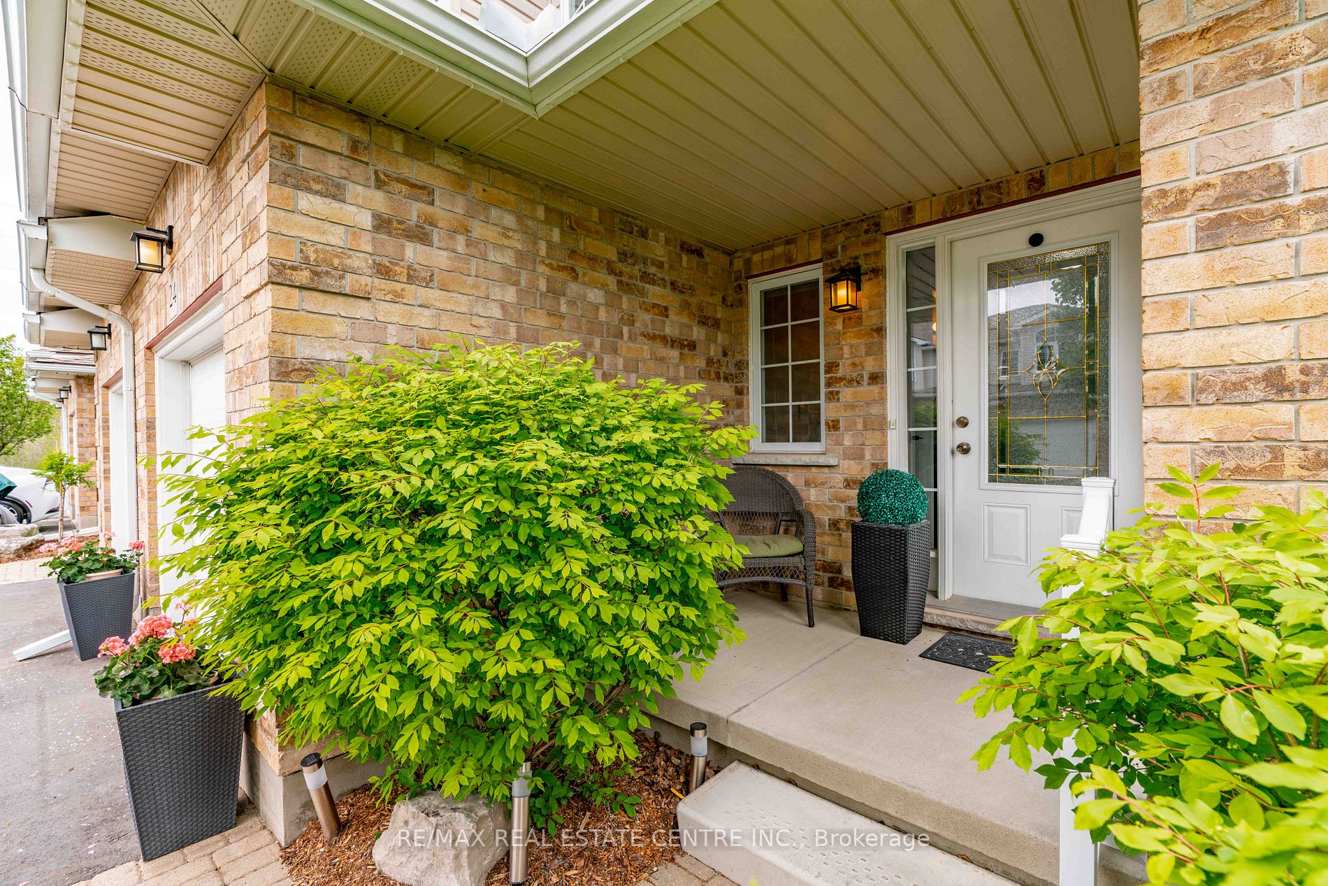 Listing X6047584 - Large Photo # 2