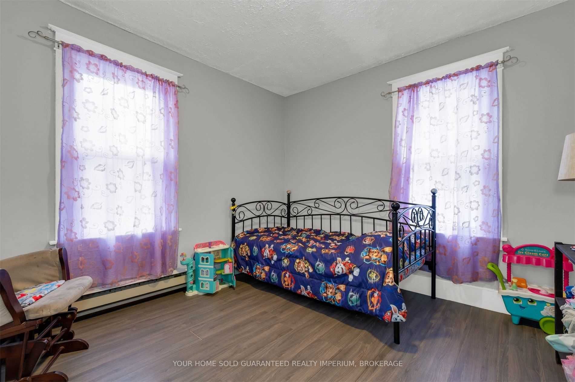 Listing X6048001 - Large Photo # 15