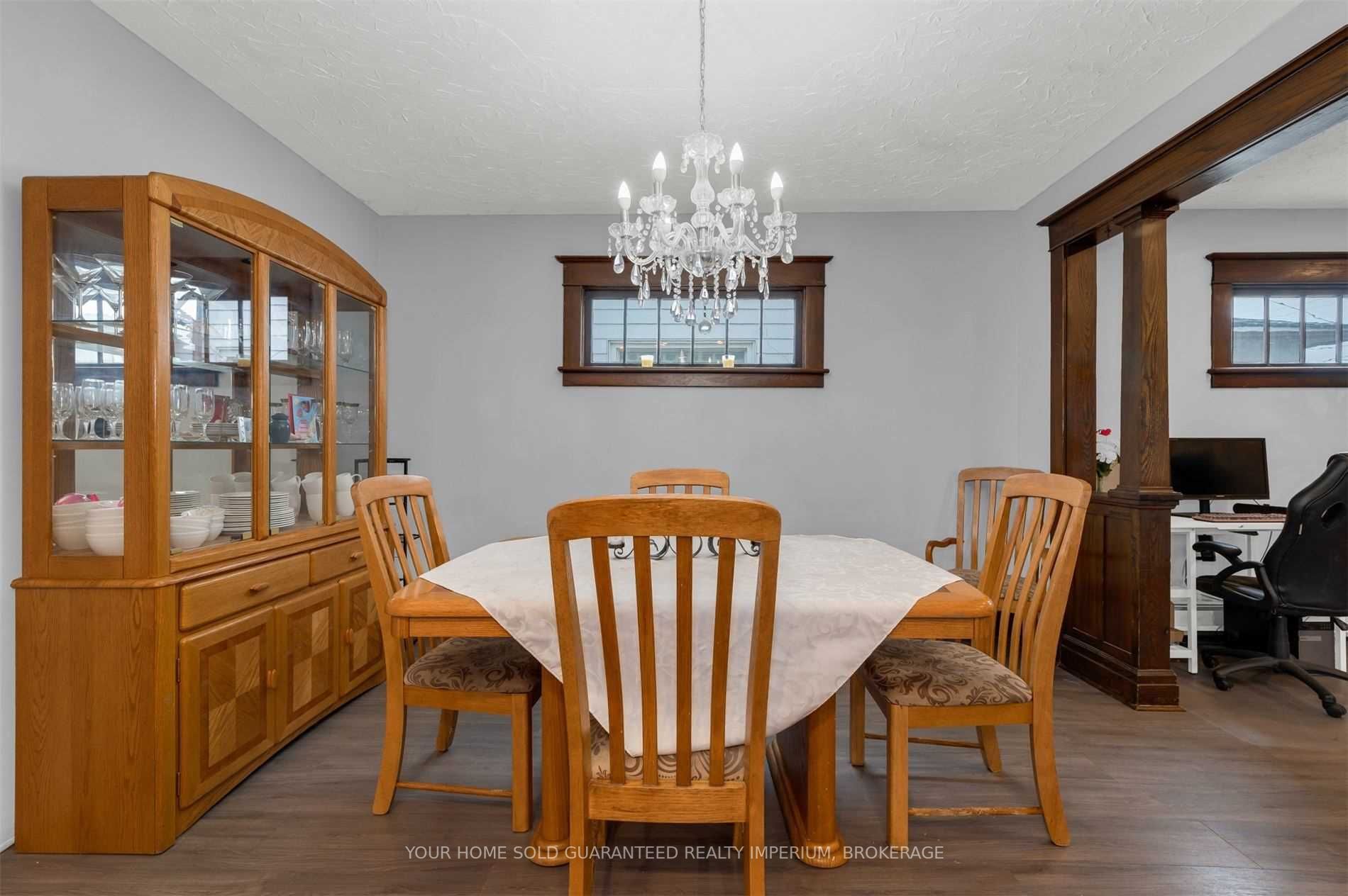 Listing X6048001 - Large Photo # 10