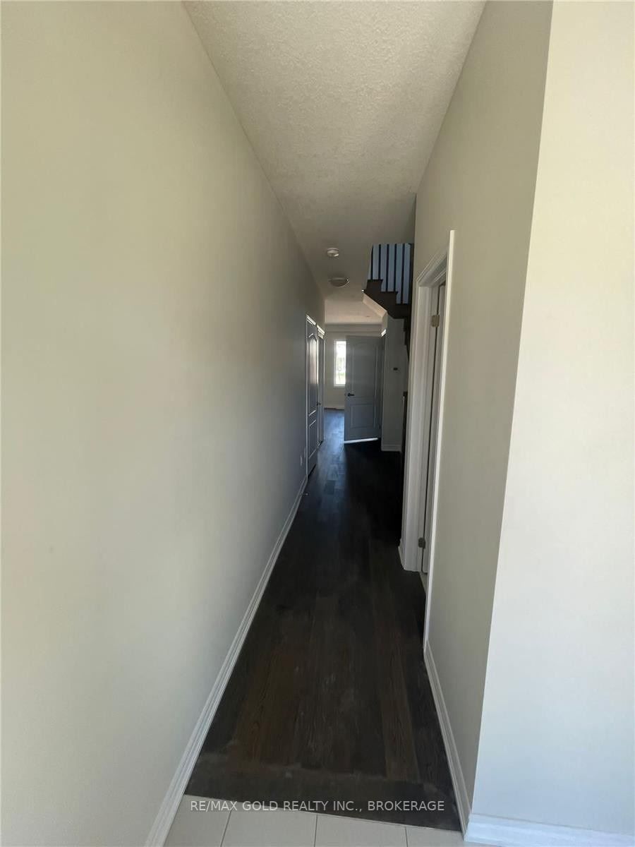 Listing X6048007 - Large Photo # 17
