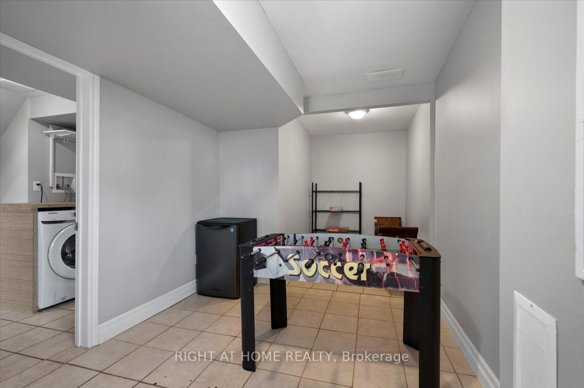 Listing X6048100 - Large Photo # 25
