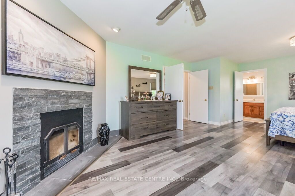 Listing X6048444 - Large Photo # 24