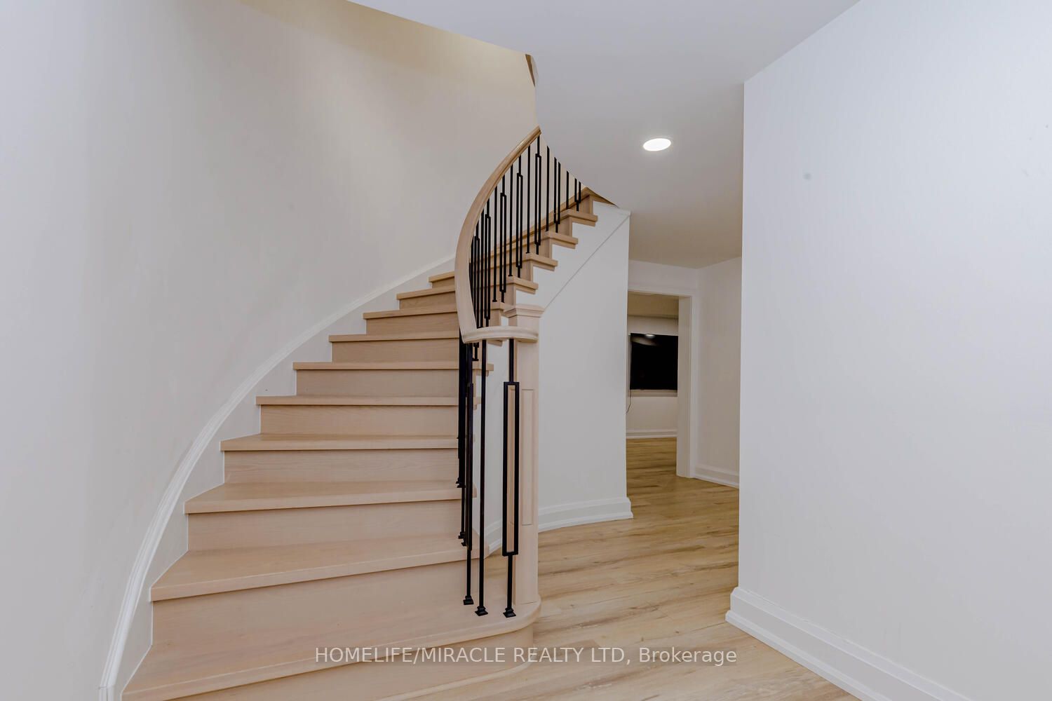 Listing X6048872 - Large Photo # 30