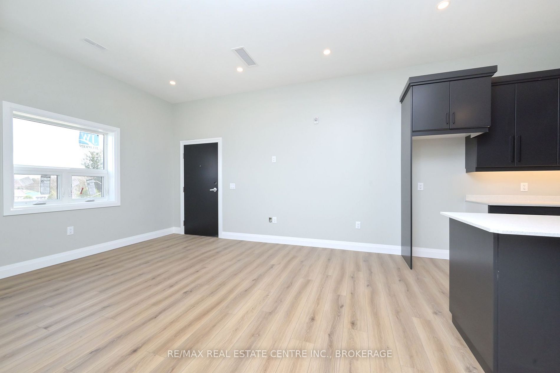 Listing X6049109 - Large Photo # 18