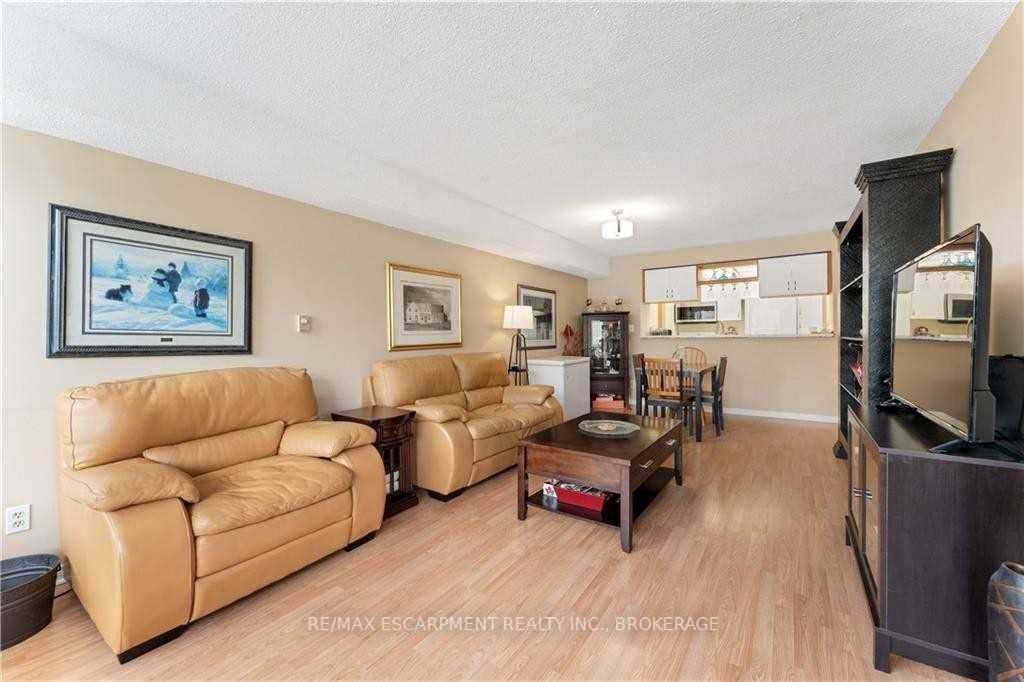 Listing X6049723 - Large Photo # 18