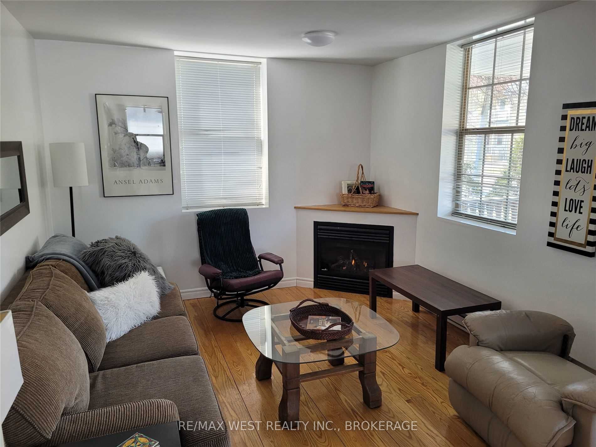 Listing X6051093 - Large Photo # 2