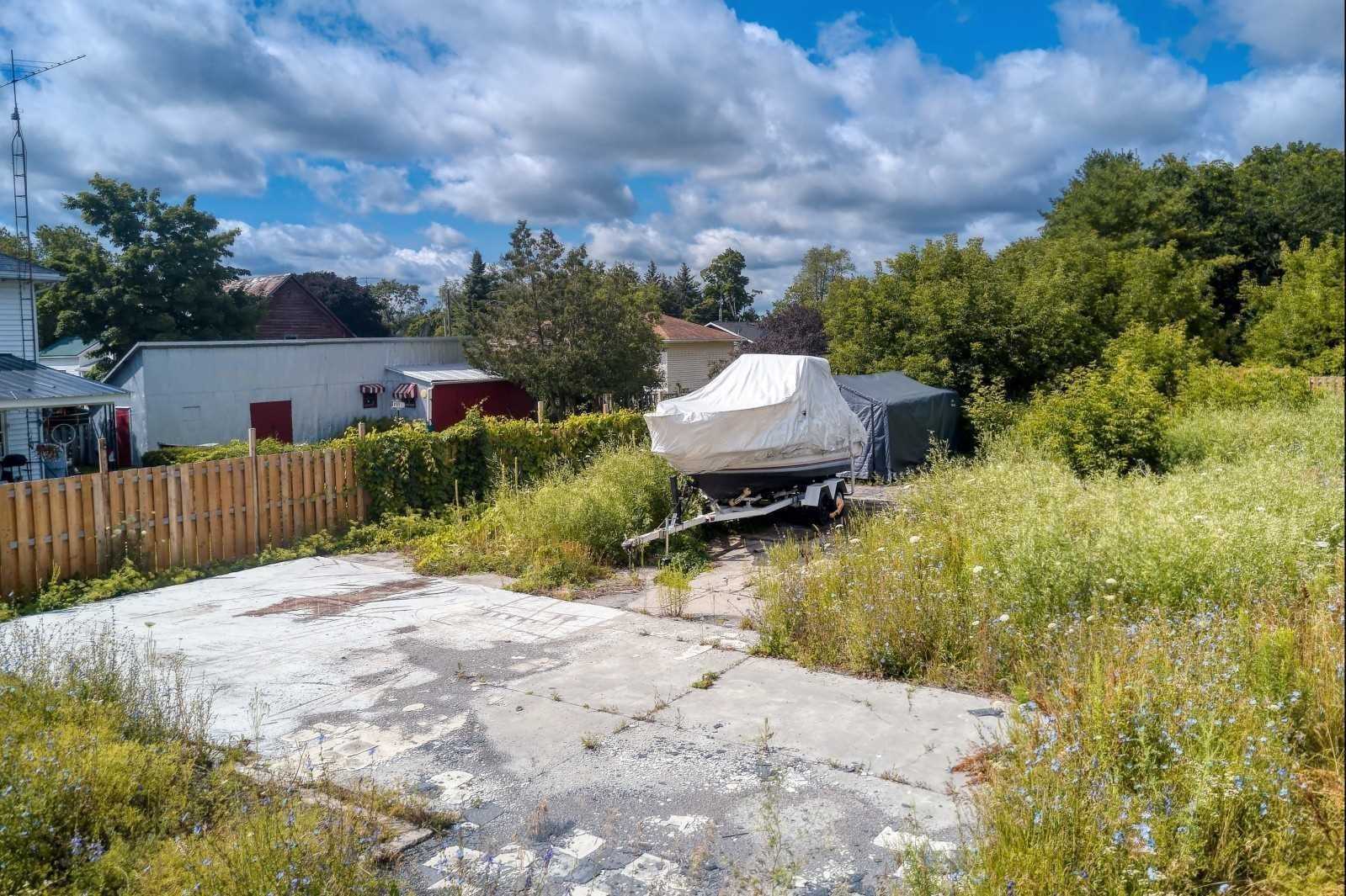 1583 Lake Road