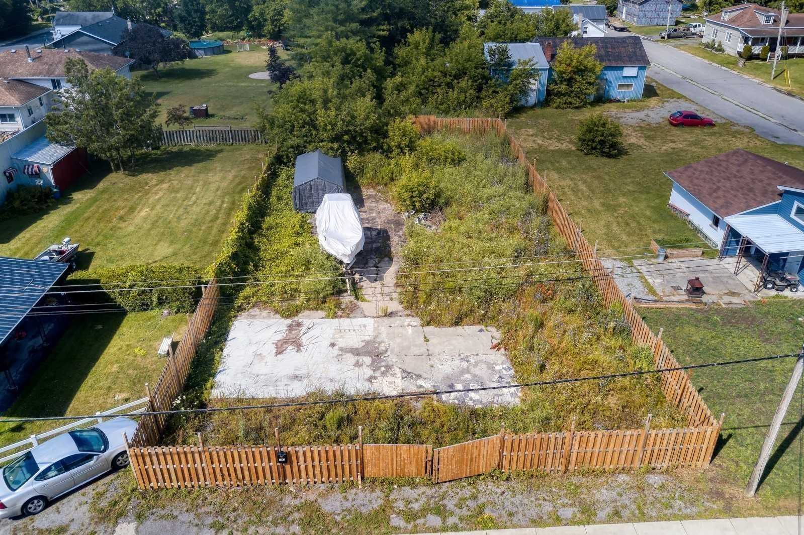 1583 Lake Road
