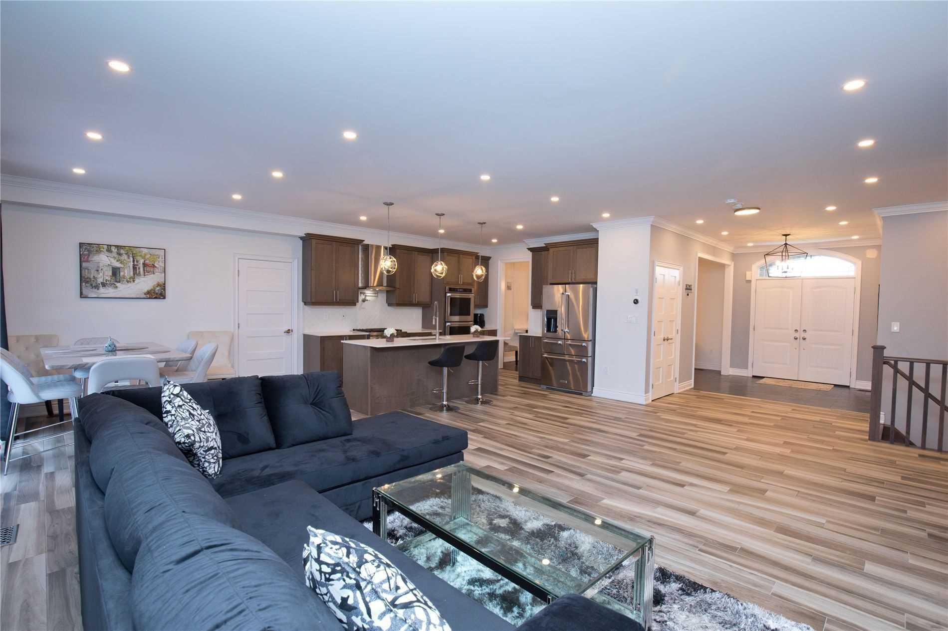 24 Country Meadows Dr