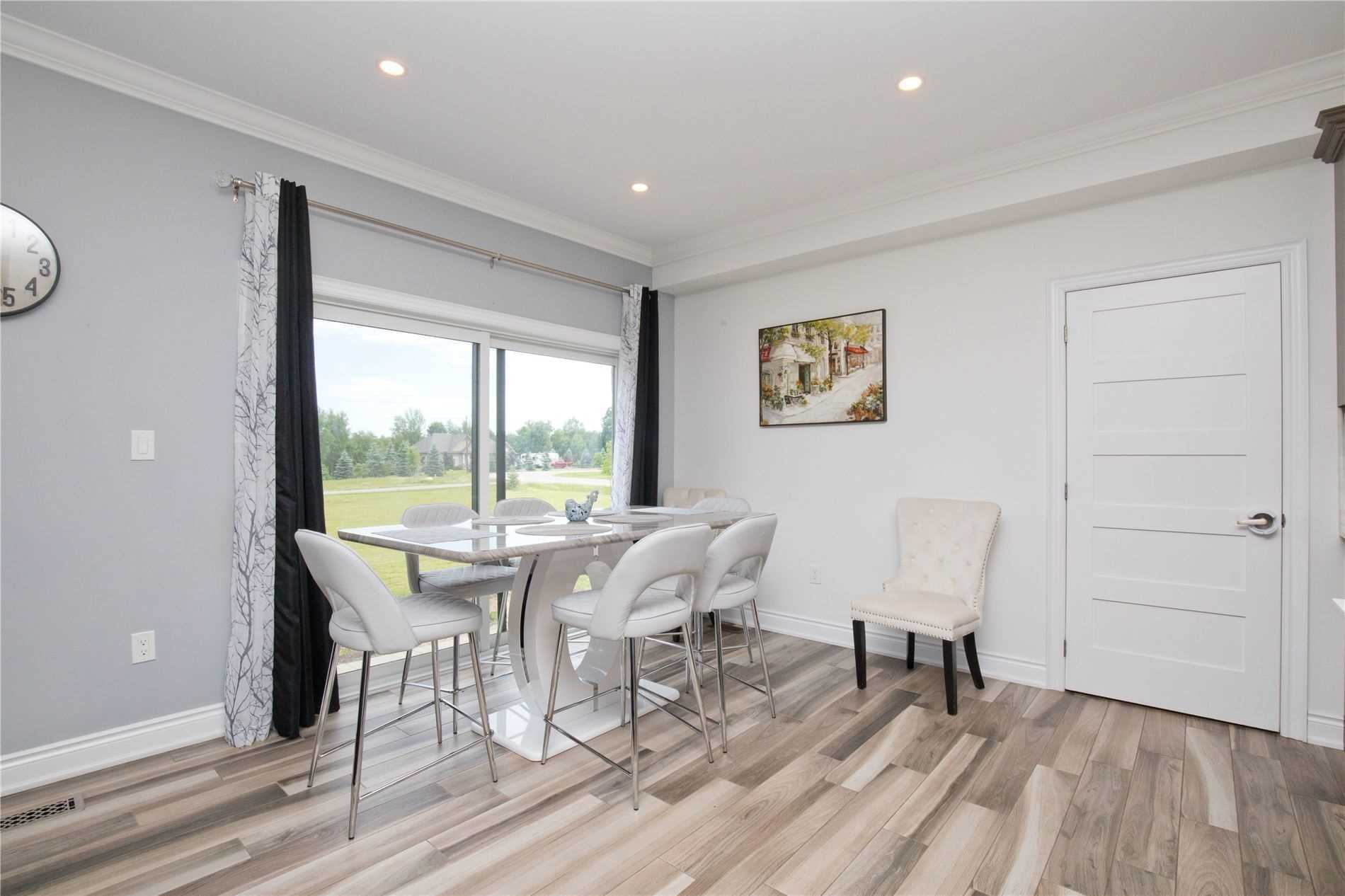 24 Country Meadows Dr