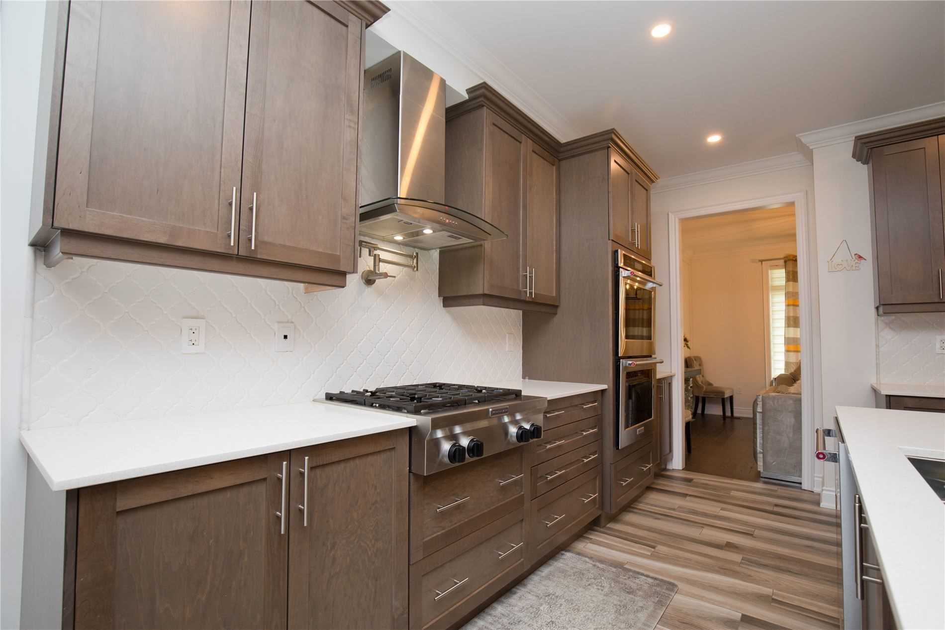 24 Country Meadows Dr