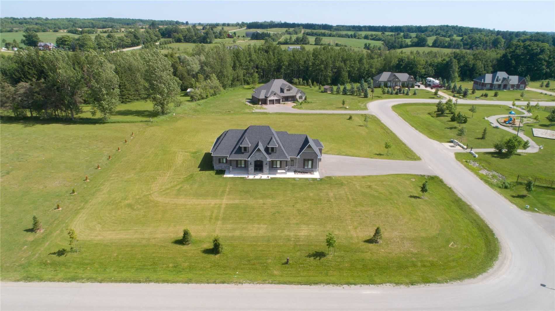 24 Country Meadows Dr