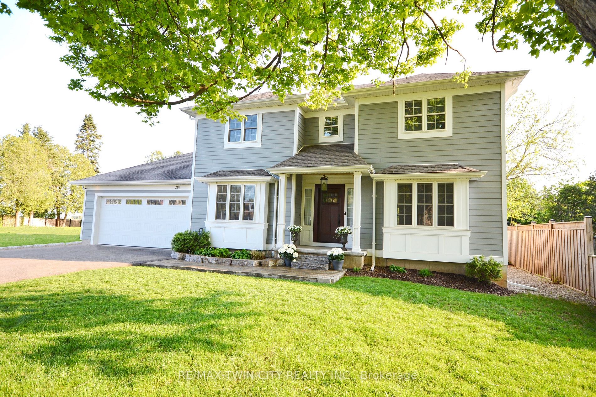Listing X6051604 - Large Photo # 2