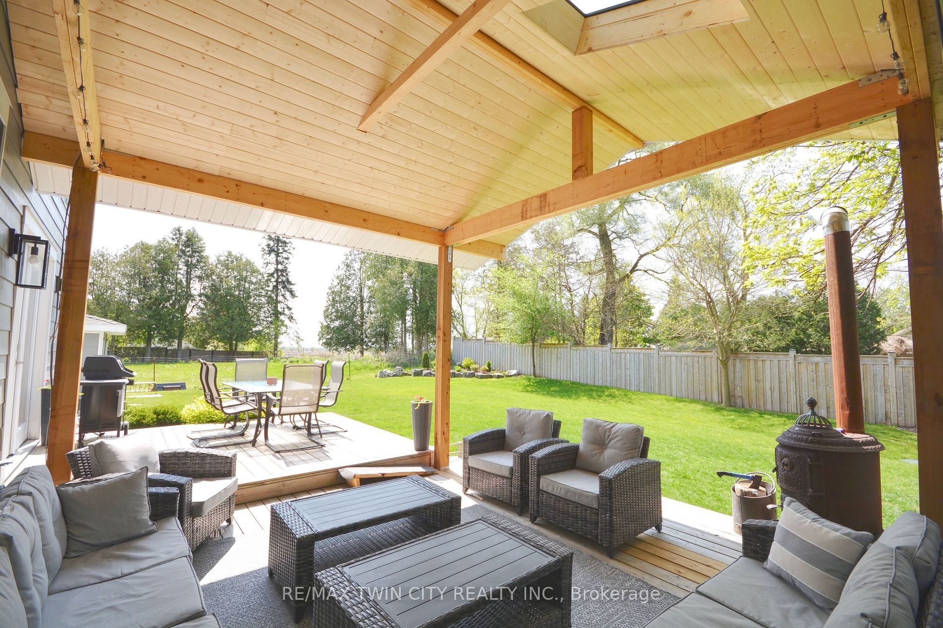 Listing X6051604 - Large Photo # 3