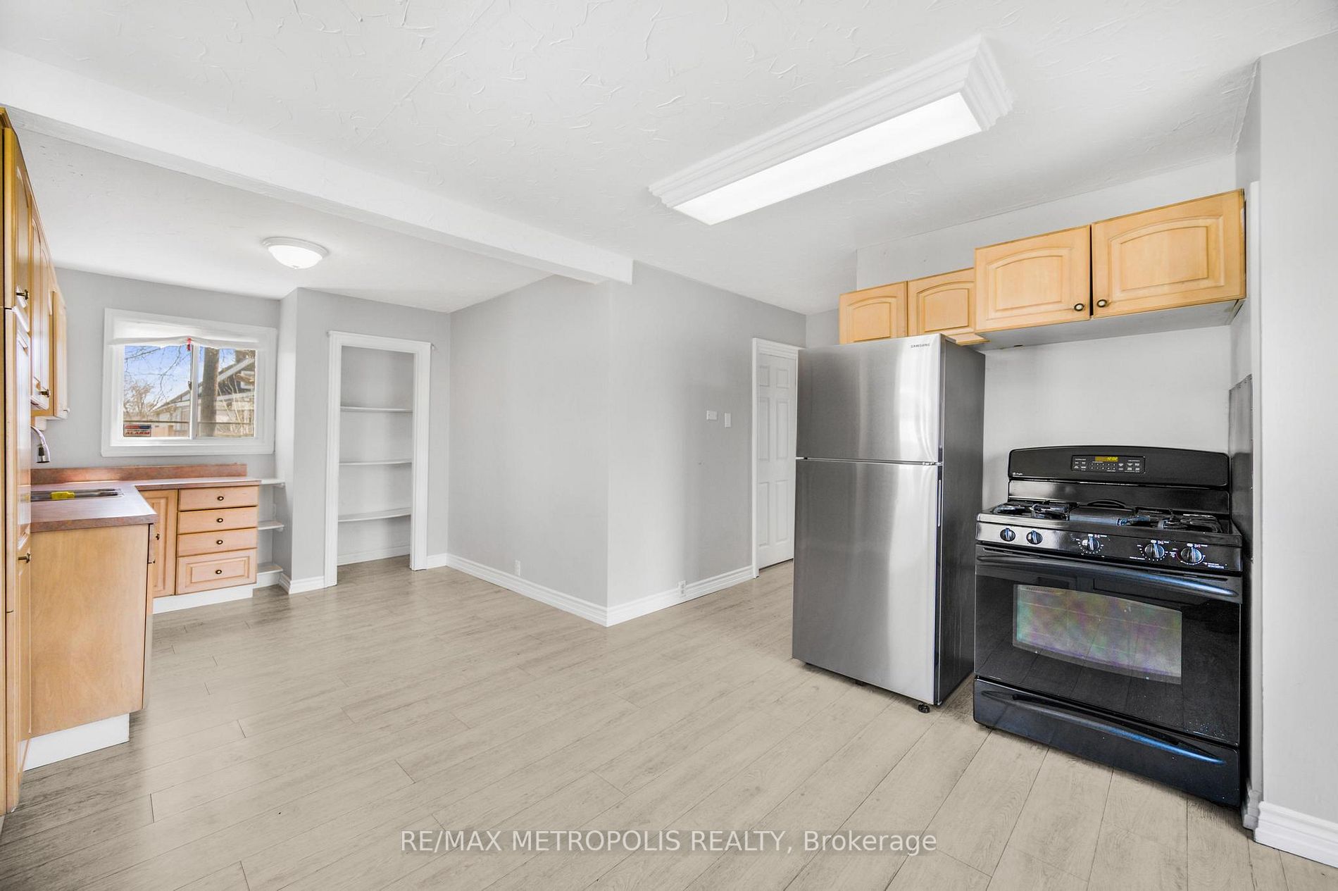 719 Knox Ave