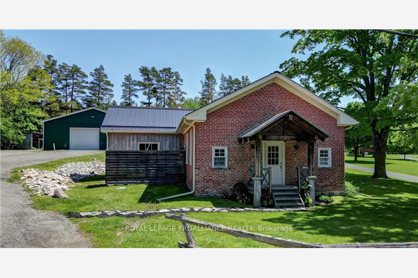 4847 County Road 10, Port Hope