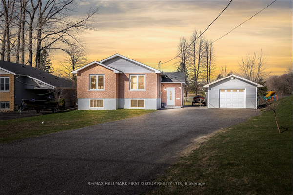 27 Brook Rd N, Cobourg