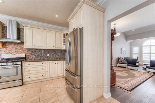 Listing X6053960 - Large Photo # 22