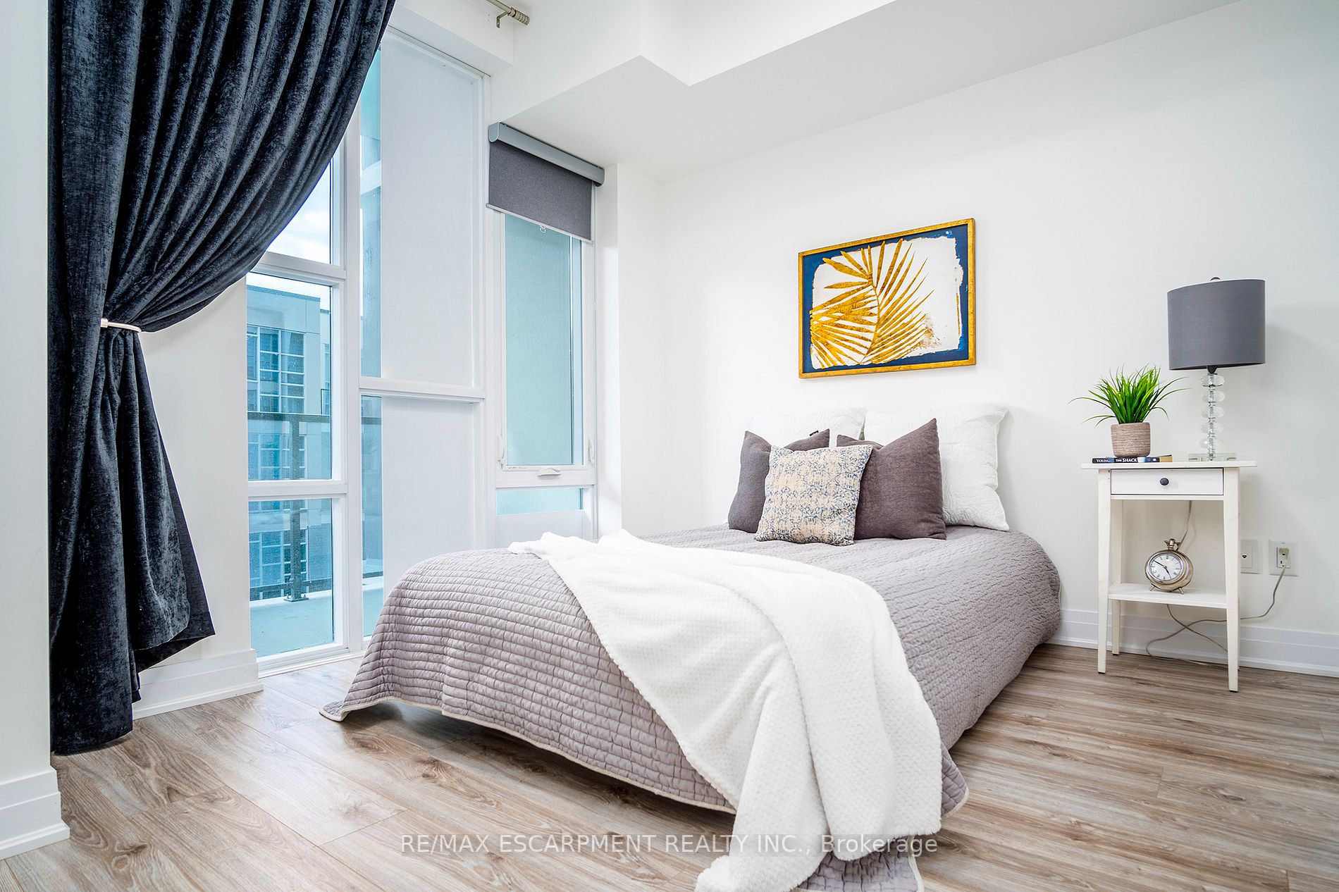 16 Concord Pl, #435