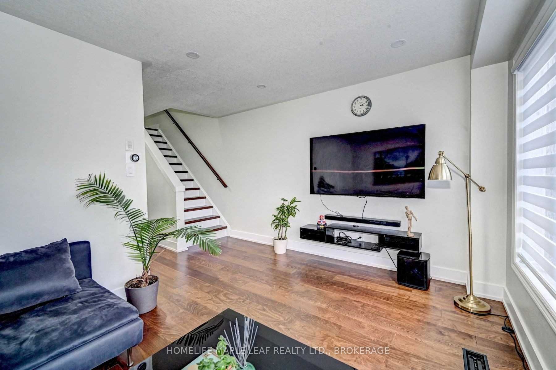 64 Knotty Pine Ave