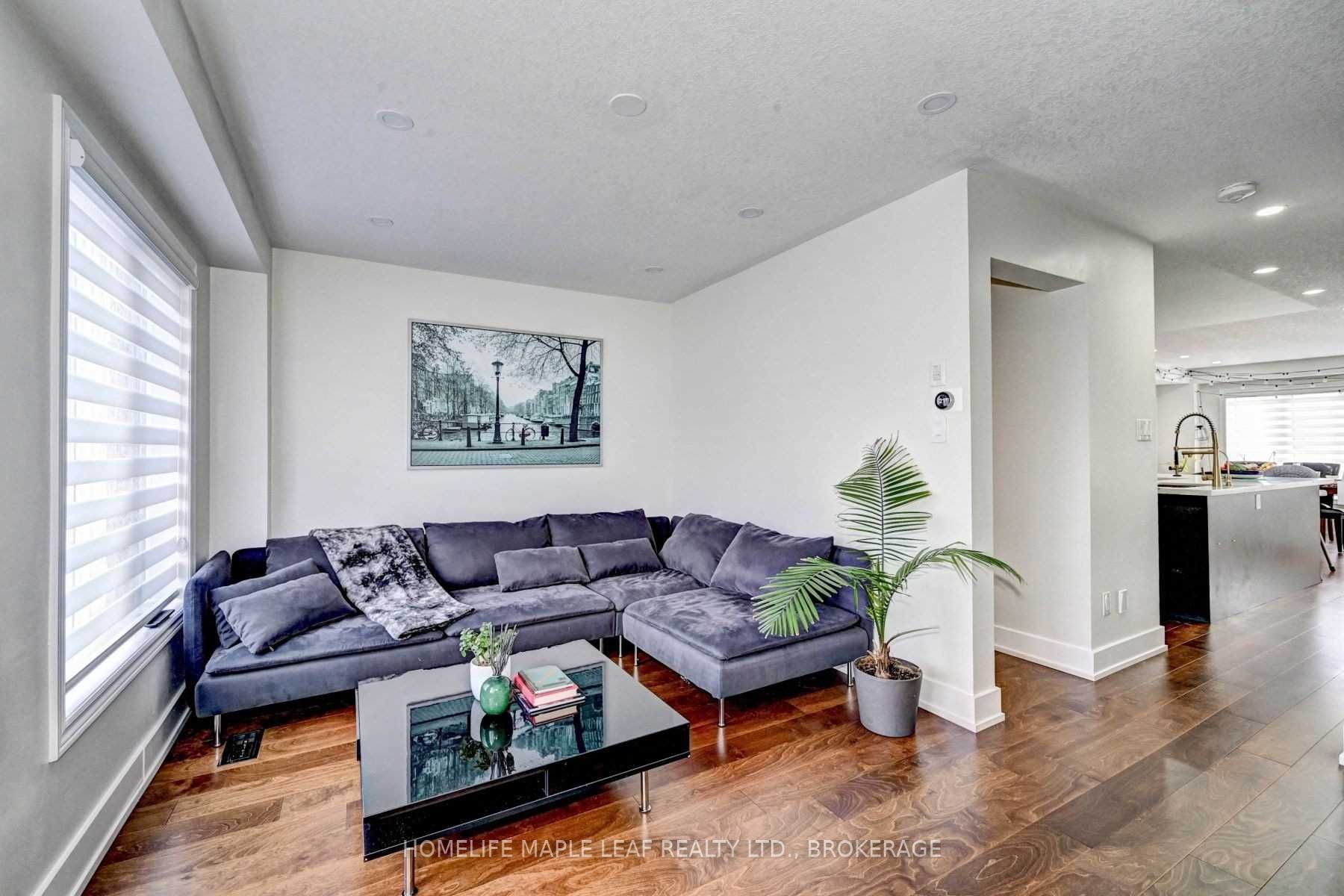 64 Knotty Pine Ave