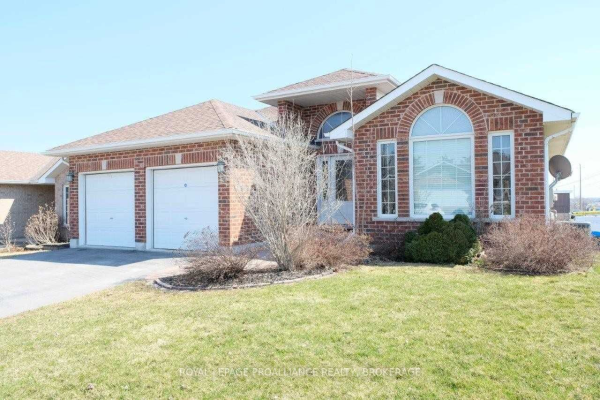 3 Simcoe Dr, Belleville