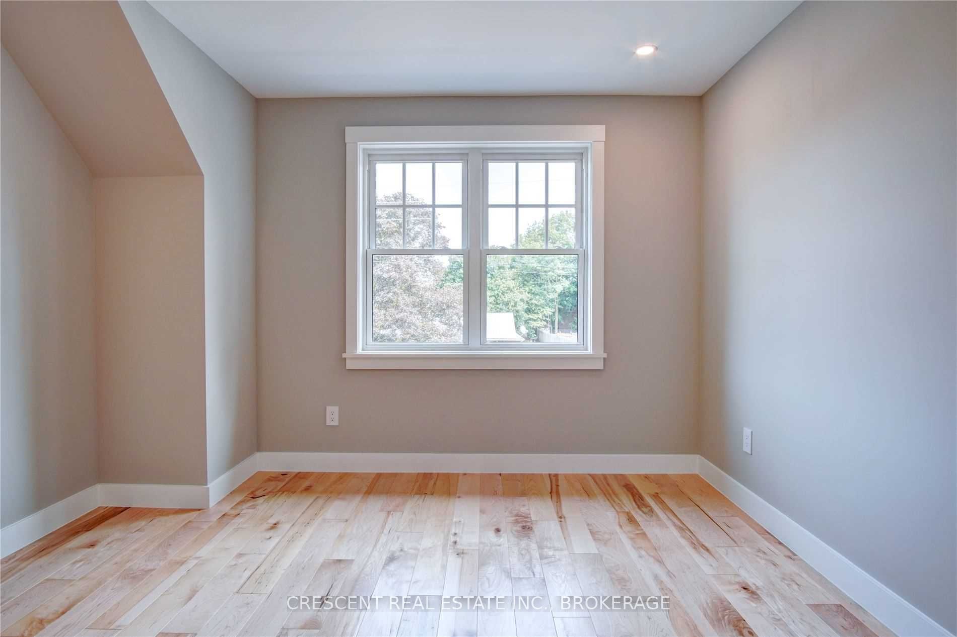 168 Daniel Street