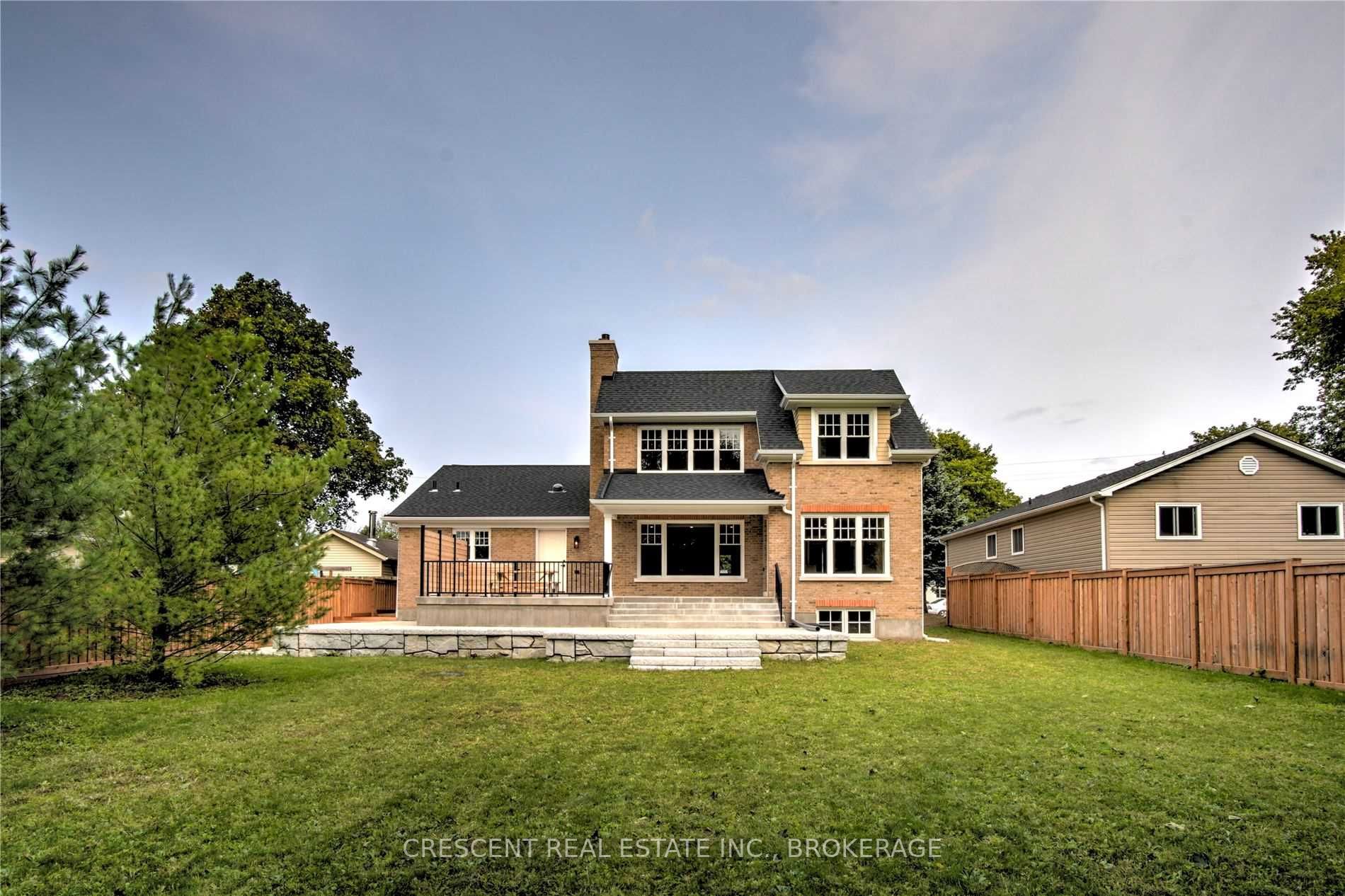 168 Daniel Street